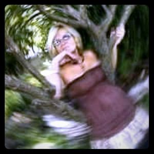 Meet your Posher, Linda